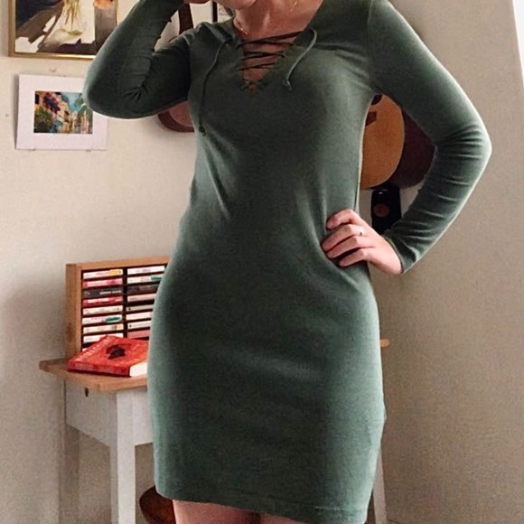 Muted Green Bodycon H&M Dress - Picture 2 of 3
